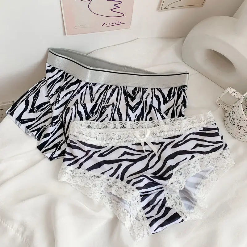 Ensemble sexy "Zebra Ice" – Sous-vêtements assortis pour couples en soie glacée