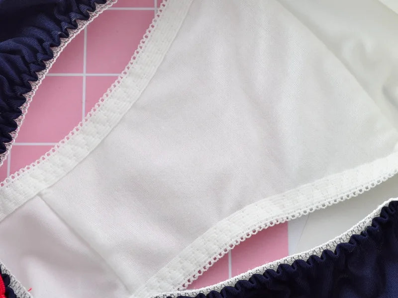 Culotte Cosplay “Sailor Ruffle” – Lingerie Sexy & Confortable, Détail Noeud Marin
