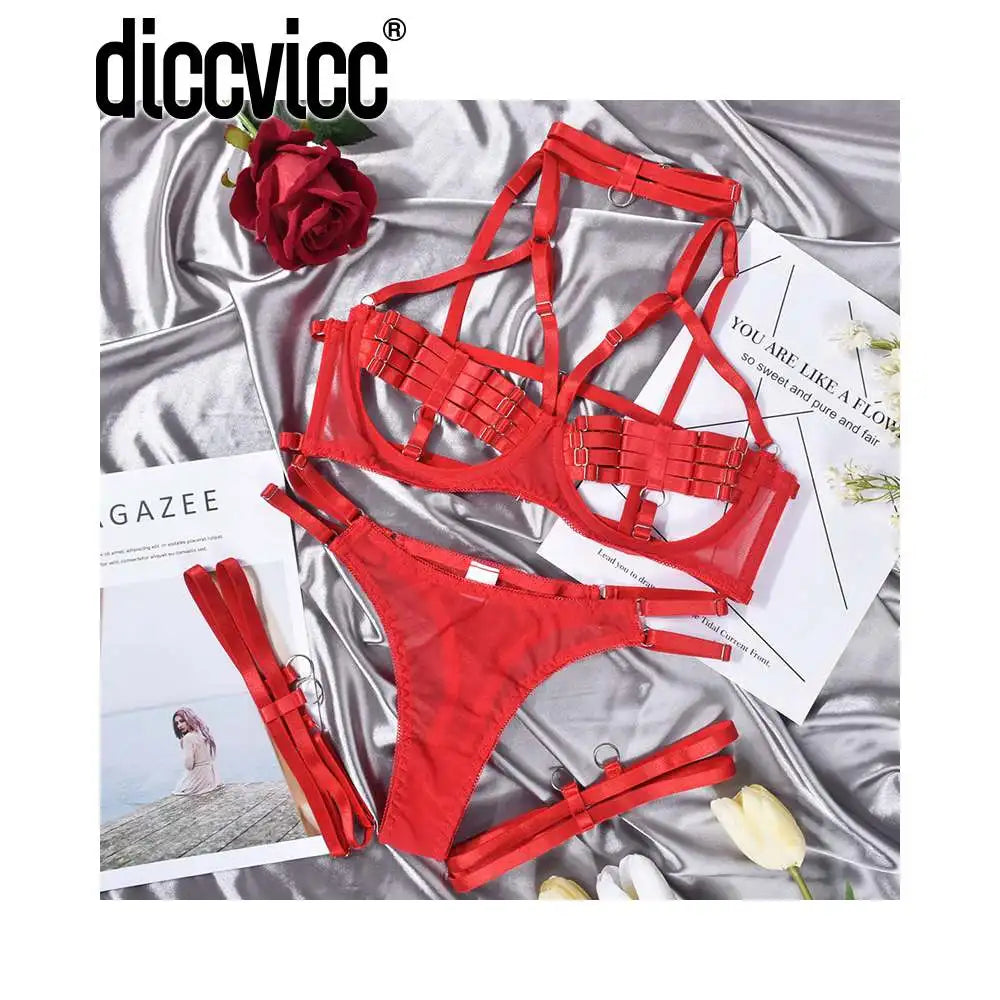 Ensemble Lingerie – Bandes Sensuelles & Décolleté Audacieux