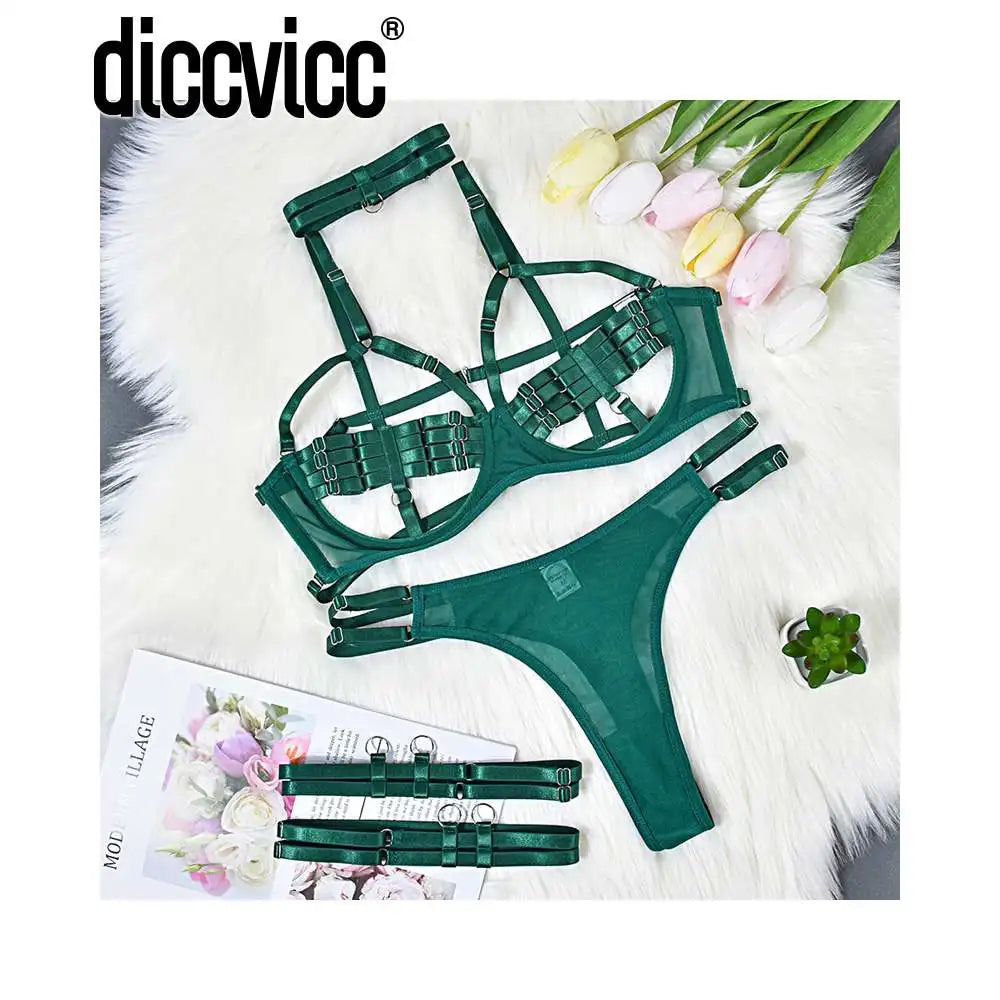 Ensemble Lingerie – Bandes Sensuelles & Décolleté Audacieux