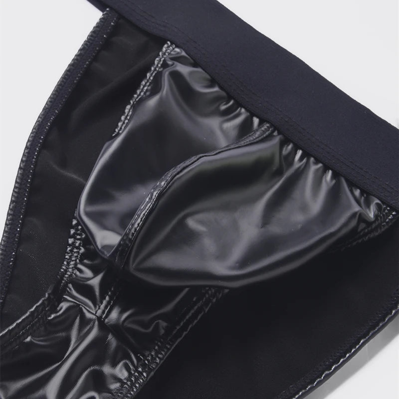 Slip "Dark Desire" – Sous-vêtement masculin en simili cuir, ceinture large et coupe U