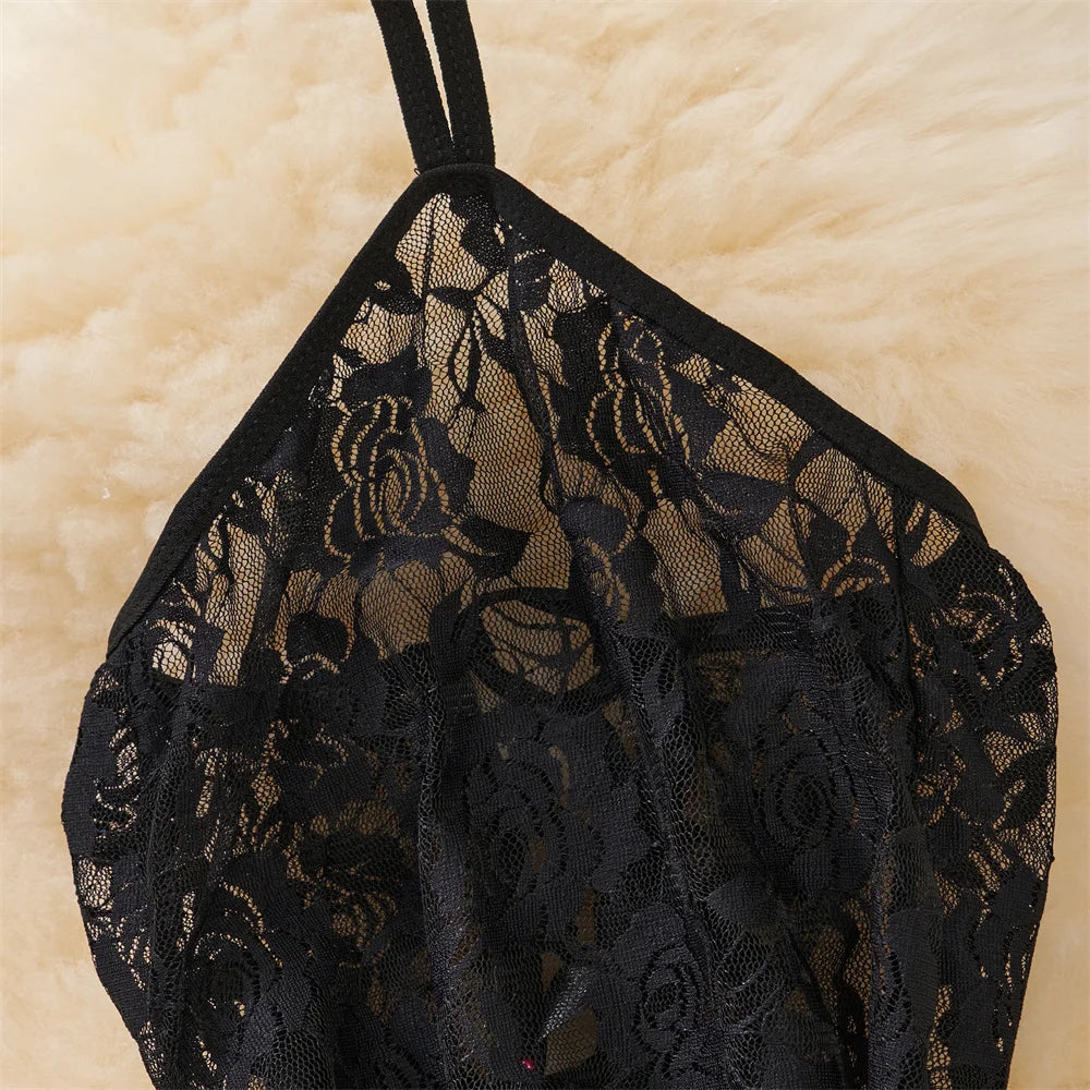 Nuisette Noire Dentelle Dos Nu – Coupe A Mini Vintage & Ultra Glamour