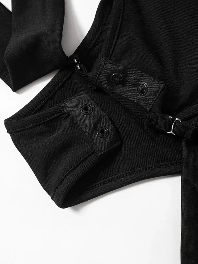 Bodysuit “Black Feral” – Body Sexy à Manches Longues, Col Zippé & Découpes Ajourées, Style Y2K