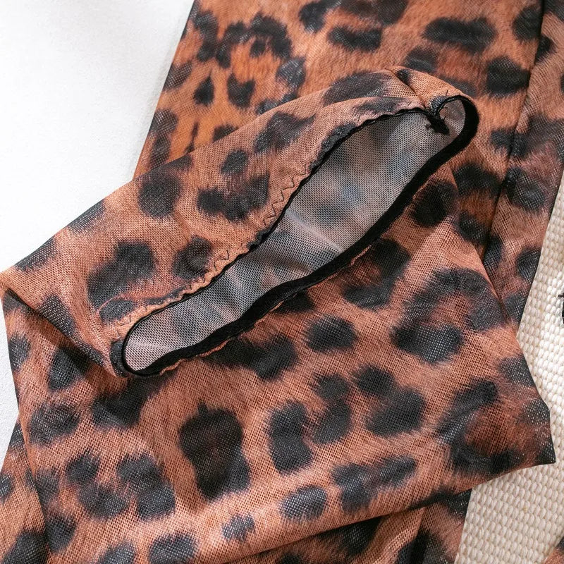 Ensemble Lingerie Léopard “Instinct Sauvage” – 6 pièces Push-Up, Bas & Accessoires