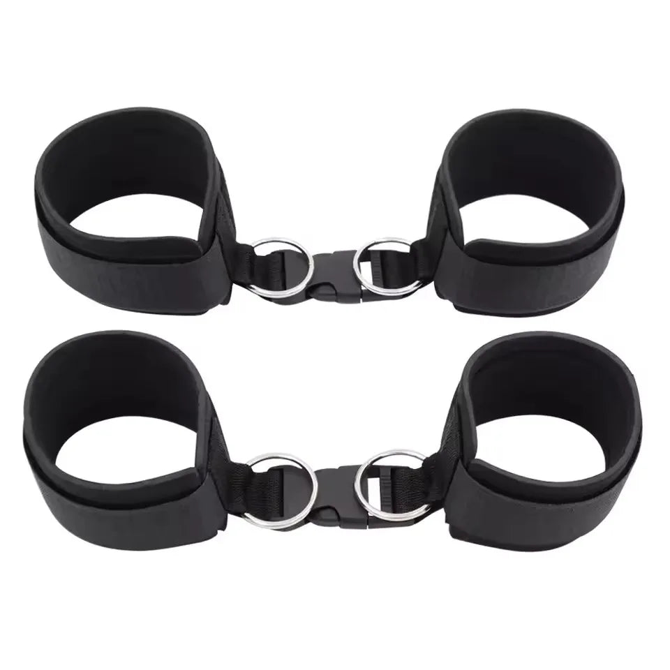 Menottes de Jeu Érotique – Accessoire SM Réglable pour Couples | Confort & Résistance