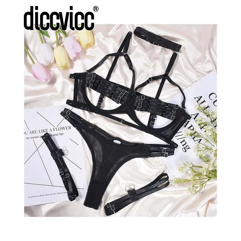 Ensemble Lingerie – Bandes Sensuelles & Décolleté Audacieux